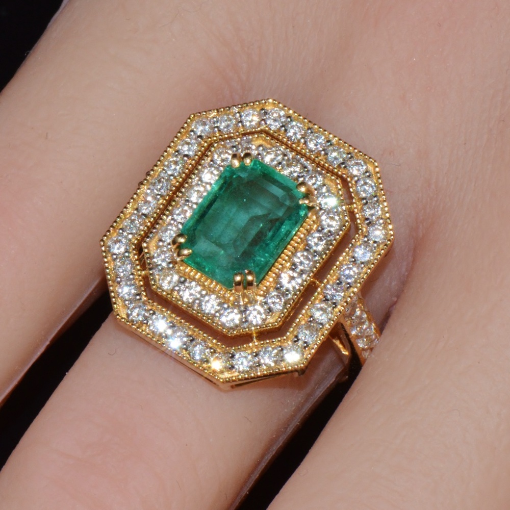CERTIFIED NATURAL 3.4CTS DIAMOND EMERALD 18K SOLID GOLD COCKTAIL MILGRAIN RING